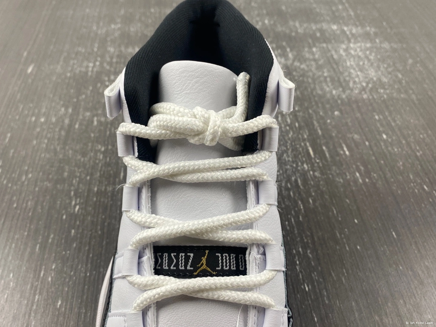 Air 11 Jordan CT8012-170 